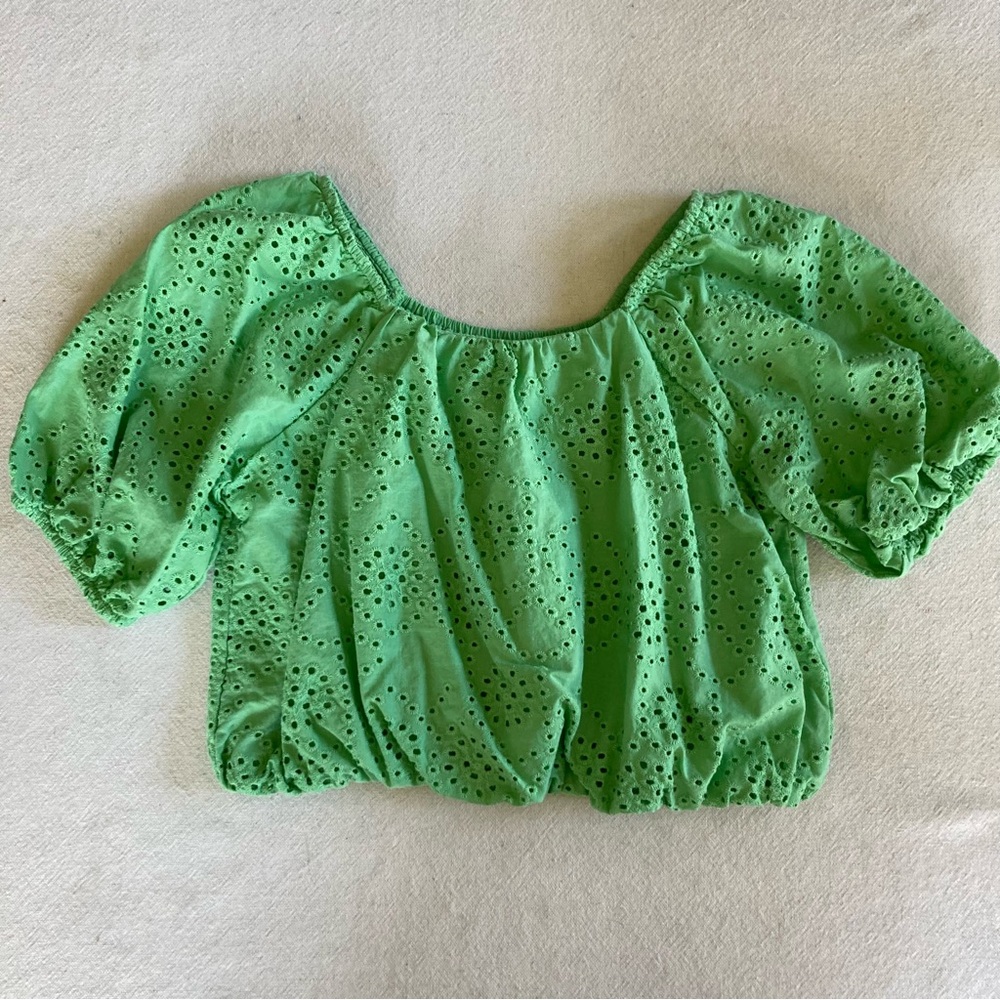 Zara Kids Green Eyelet Puff Sleeve Crop Top